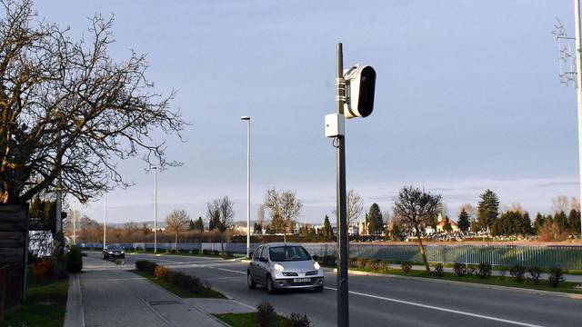 Slavonski Brod: Na više lokacija u gradu postavljene nove kamere za kontrolu brzine