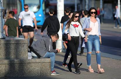 Sunčano popodne u zagrebu