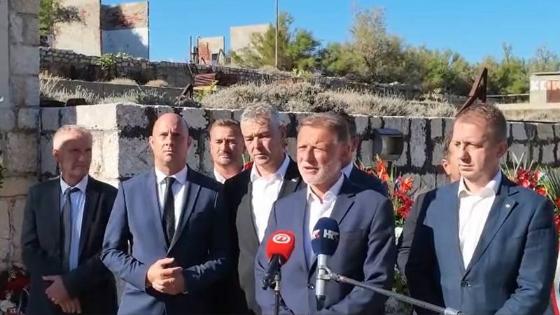 Jandroković na Golom otoku: Opasno je romantizirati Jugoslaviju, to je bila diktatura