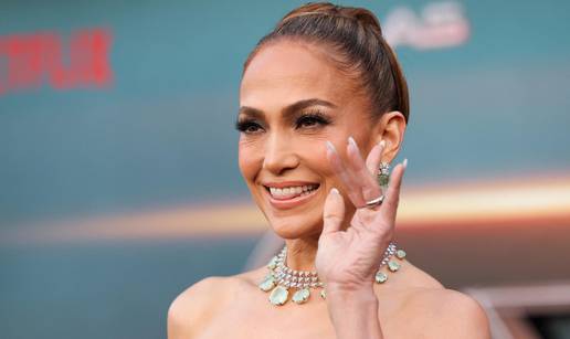 Možda joj ne ide u ljubavi, ali u karijeri ide! Novi film J.Lo ima više od 50 milijuna pregleda