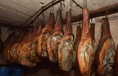 Drska krađa u Lasinji: Ukrali mu suho meso, šteta čak 800 eura