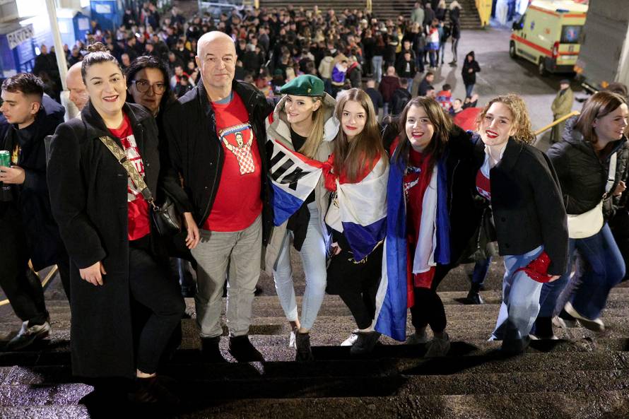 Rijeka: Atmosfera ispred dvorane uoči nastupa Thompsona