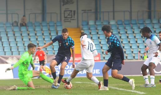 VIDEO Hrvatska U-17 pobijedila Ukrajinu u Karlovcu, briljirao dijamant kojeg prate velikani