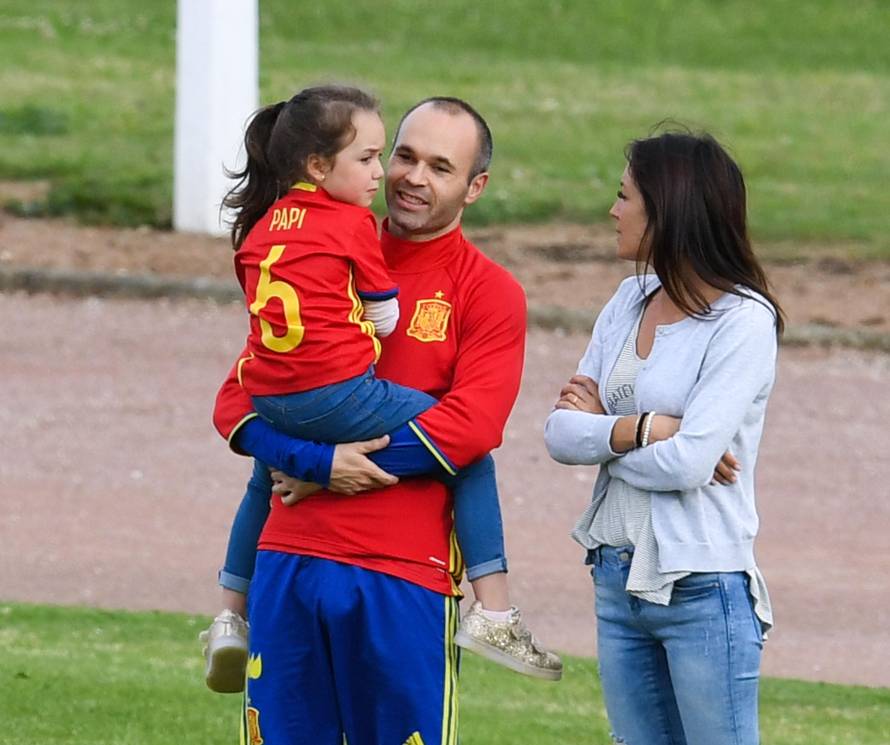 Spain Training Session - UEFA Euro 2016