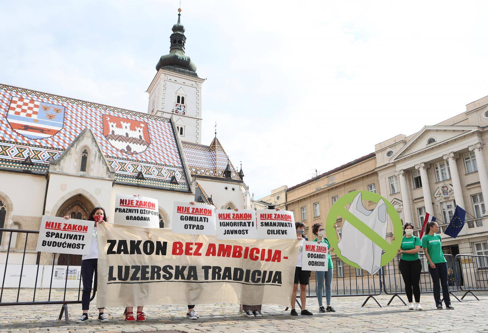 Zagreb: Prosvjed Zelene akcije zbog zakona o gospodarenju otpadom