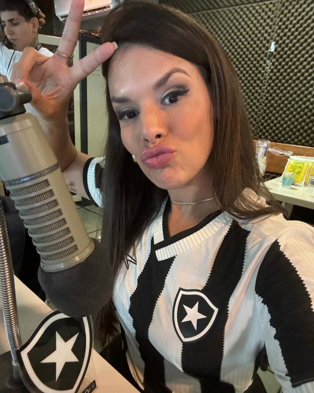 FOTO Nadal ju je gutao očima u Brazilu. Gdje je ova hostesa 11 godina poslije i kako izgleda?