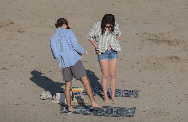 Split: Sunčan dan na Bačvicama 