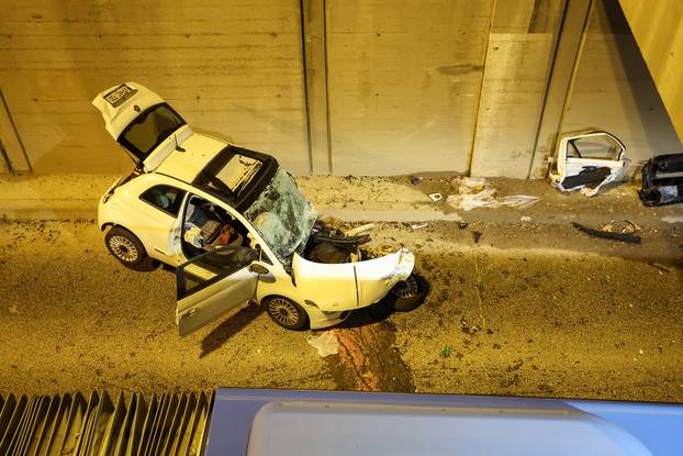 Zagreb: Pet osoba ozlijeđeno u sudaru osobnog automobila i autobusa u Selskoj ulici