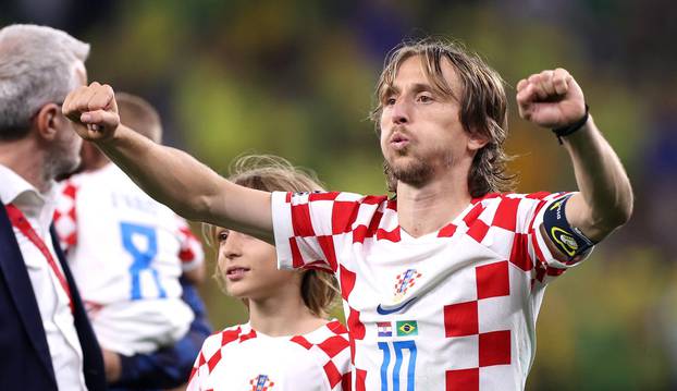 KATAR 2022 - Luka Modrić slavio u društvu djece i Matea Kovačića 