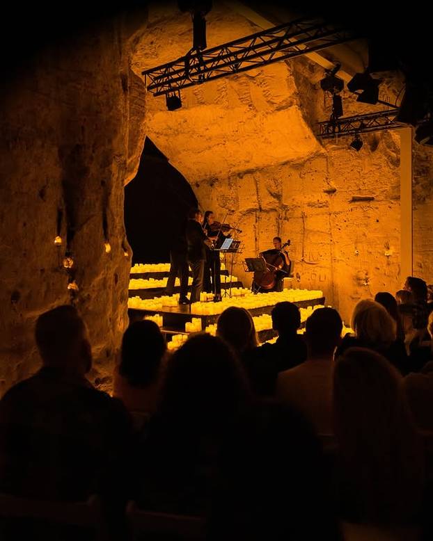 FOTO Koncert s tisuću svijeća: Za sve koji to žele doživjeti, uskoro će biti i u Hrvatskoj