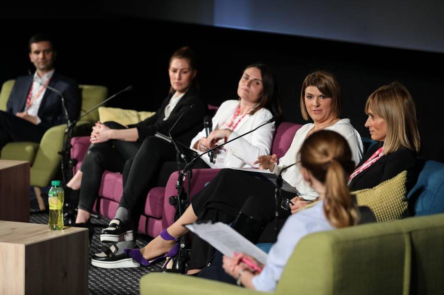 'Vrijednost diploma je nikakva, ali znanje je važnije nego ikad'