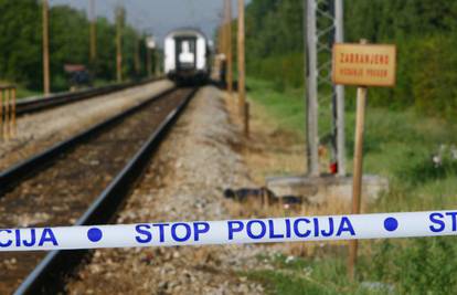 Zagreb: Putnički vlak naletio na ženu, na mjestu je poginula