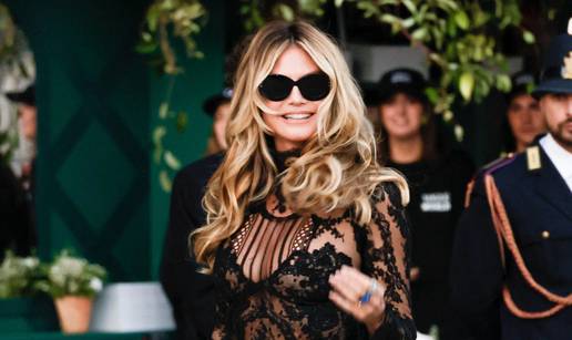 FOTO Heidi gotovo gola otvorila Milanski tjedan mode: U 'goloj' haljini pokazala je donje rublje