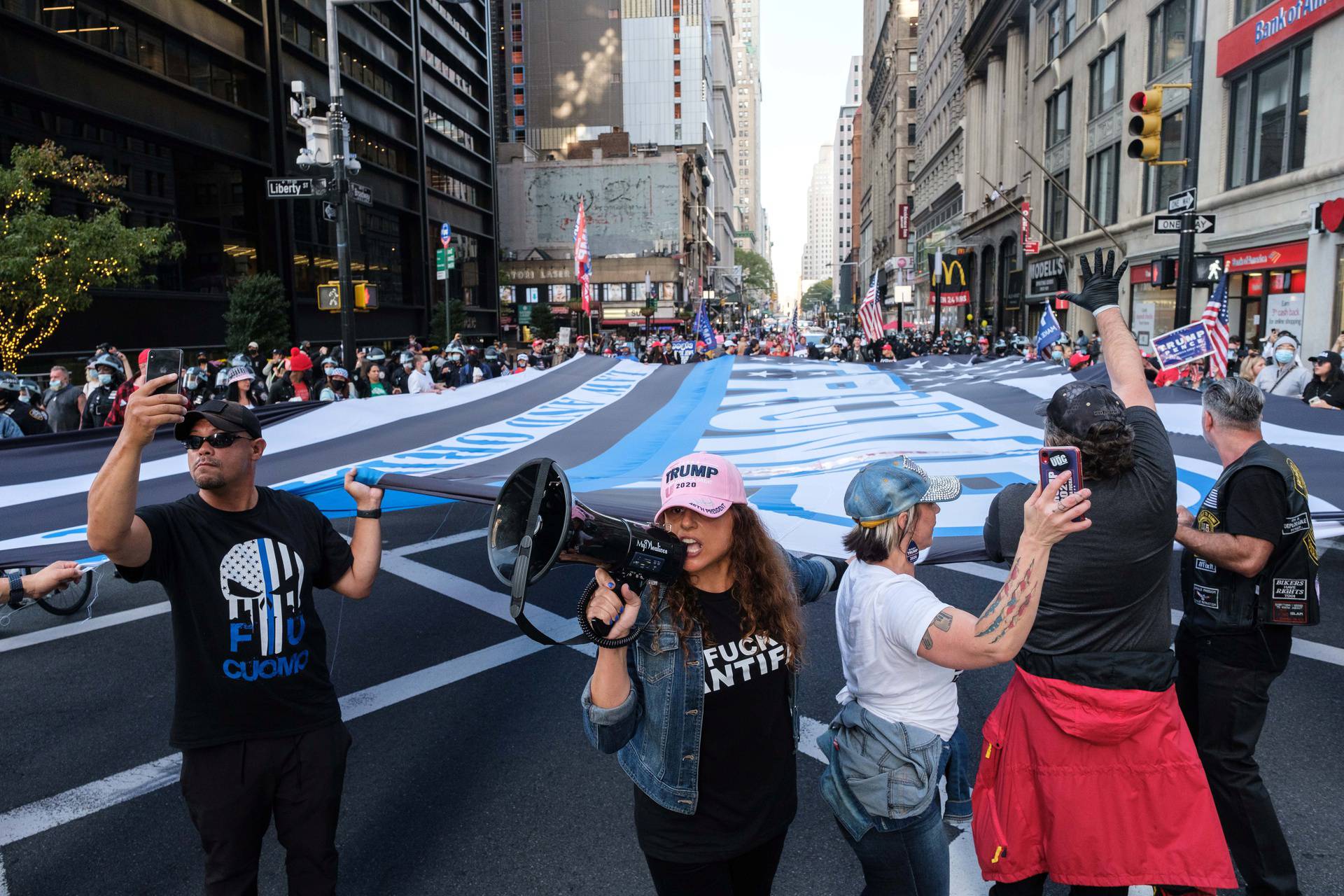 Trump supporters rally in New York