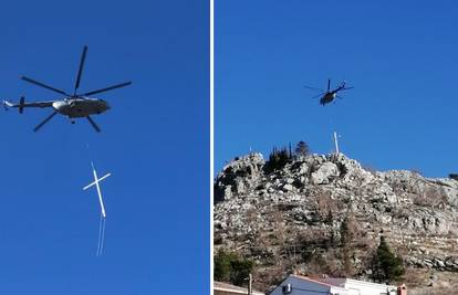 Helikopterom HV-a na Mosoru postavljaju križ od 10,5 metara