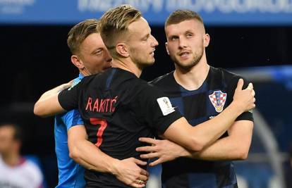 Doznajemo kakva je situacija s Rebićem i Erlićem u Hajduku. Priča se i o veznom iz Njemačke