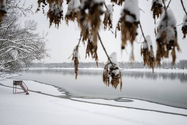 Zagreb: Zimska idila na Jarunu 