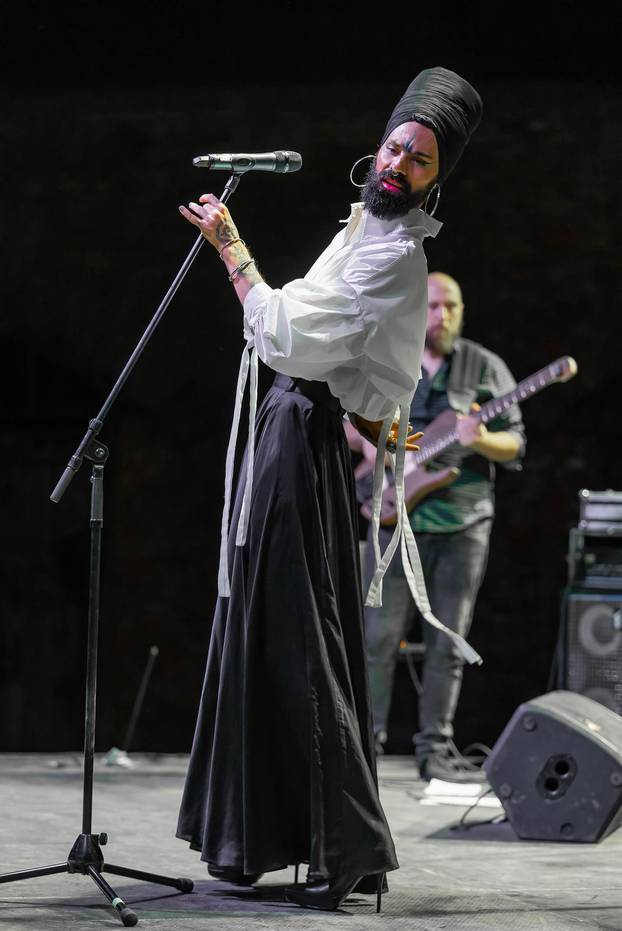 Božo Vrećo nastupio u Osijeku