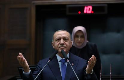 Erdogan zaprijetio: Migrantima ću "otvoriti vrata" Europe