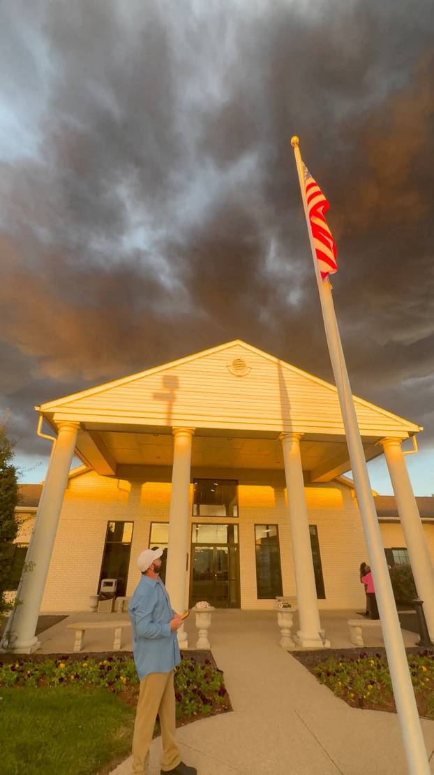 UPS plane crashes in Kentucky