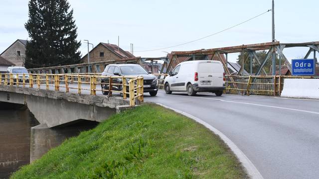 Odra Sisačka: Uvođenje izvođača u posao na projektu izgradnje Mosta Odra i dijela spojne ceste