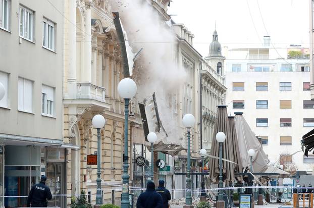 Zagreb: Rušenje pročelja u Bogovićevoj ulici