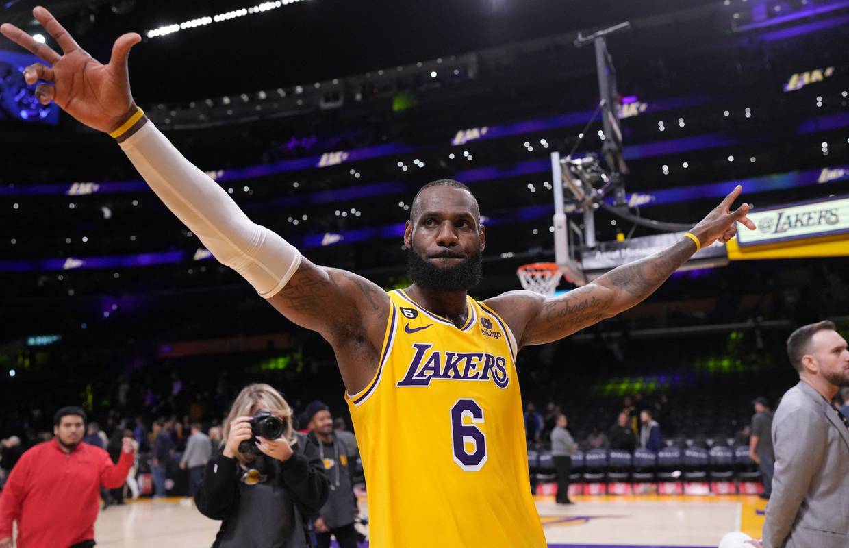 Kralj LeBron: U tijelo godišnje ulaže milijun eura, a otvorio je školu za siromašnu djecu...