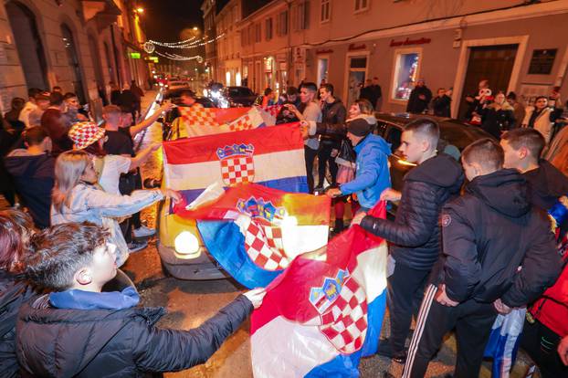 Pula: Navijanje se nastavilo i dugo nakon posljednjeg pogotka Hrvatske
