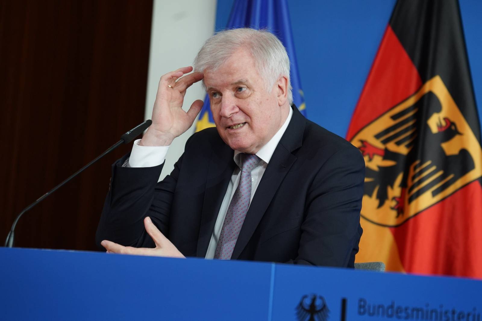 Press conference by Interior Minister Seehofer on internal border controls