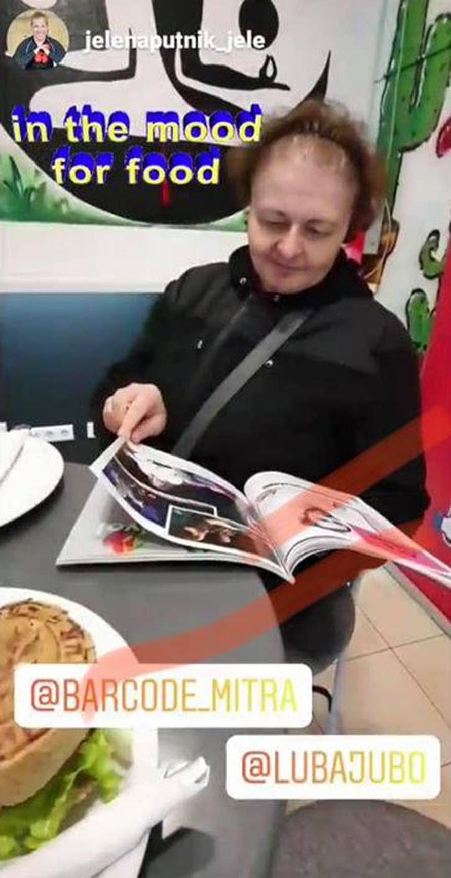 Julia se častila gurmanskim burgerima: A zdrava prehrana?