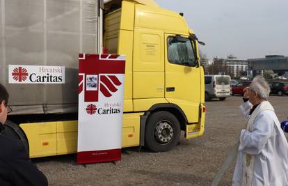 Tegljač Hrvatskog Caritasa stigao u Ukrajinu noseći više od 20 tona humanitarne pomoći