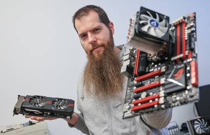 Guru za čipove: Stara računala vraća u život i daruje ih onima koji si ih ne mogu priuštiti