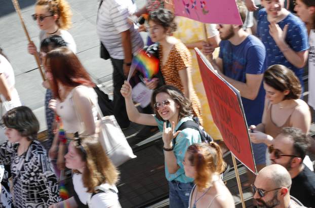 Zagreb: 21. Povorka ponosa pod sloganom "Dajte nam naša četiri zida!"