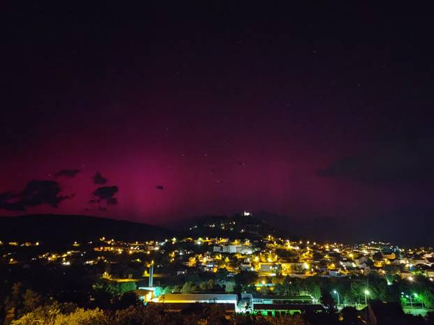 FOTOGALERIJA Spektakularni prizori Aurore borealis koja se vidjela iz svih dijelova  Hrvatske