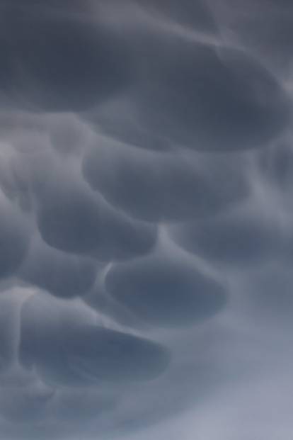 FOTO Nad obalom se pojavili rijetki i jedinstveni Mammatus oblaci: Evo što oni predstavljaju