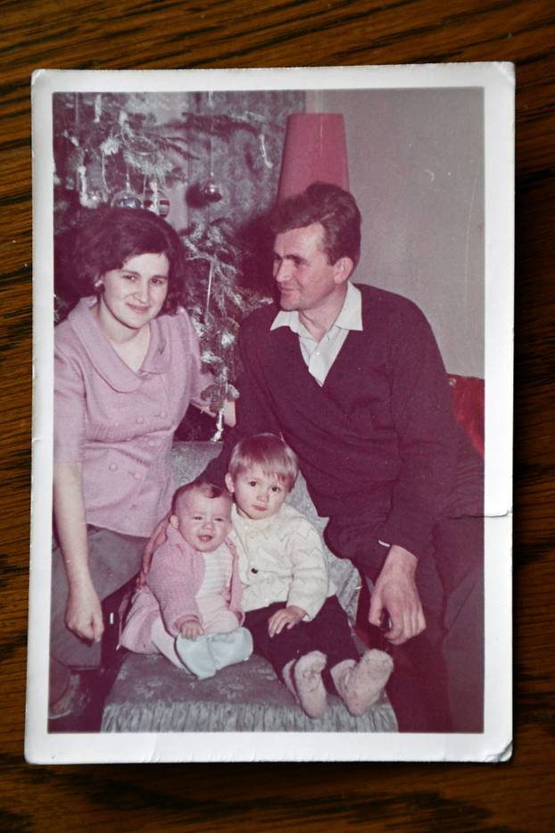 Županja: Presnimke fotografija iz privatnog arhiva Kate i Stanka Kolarić