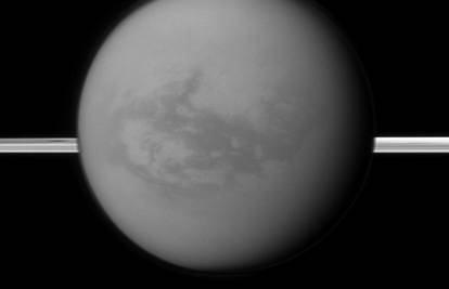 Cassini na Saturnovu mjesecu Titanu otkrio "tropsko jezero"