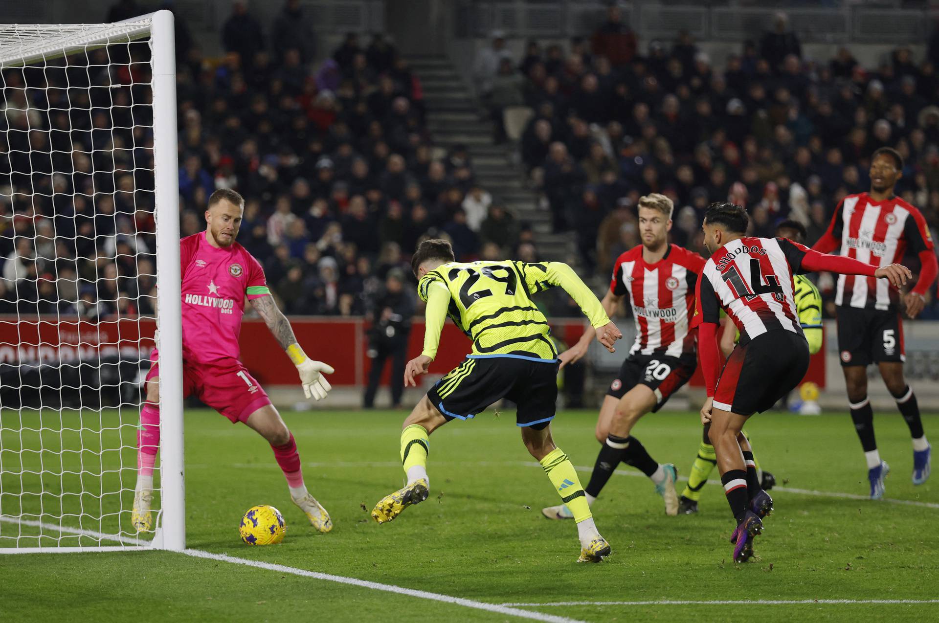 Premier League - Brentford v Arsenal