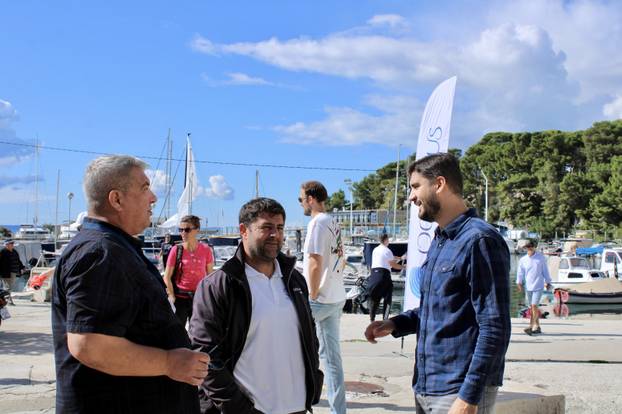 FOTO Pogledajte što su ronioci izvukli iz mora na eko akciji u Splitu: Sve je puno smeća...