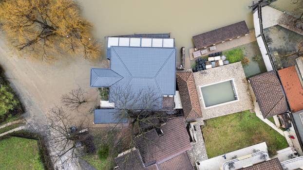 Mostar: Pogled iz zraka na poplavljena područja uz rijeku Bunu