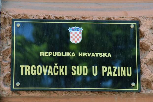 TrgovaÃ¨ki sud u Pazinu odluÃ¨io: Uljanik d.d. ide u steÃ¨aj