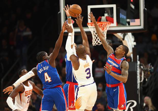 NBA: Washington Wizards at Phoenix Suns