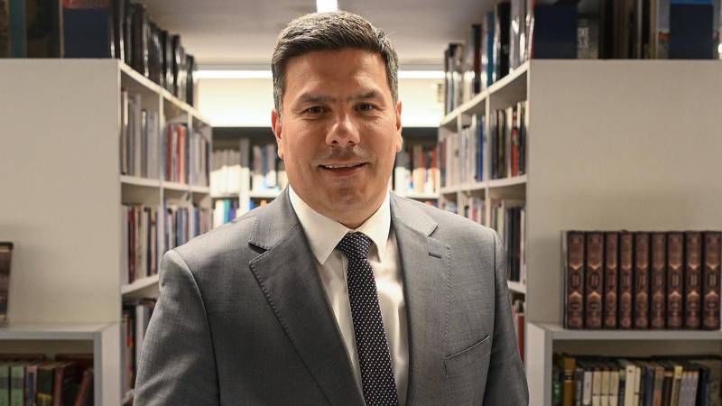 Drama na Pantovčaku! Iz Ureda predsjednika potjerali su HDZ-ovca! Otkriveno je i zašto