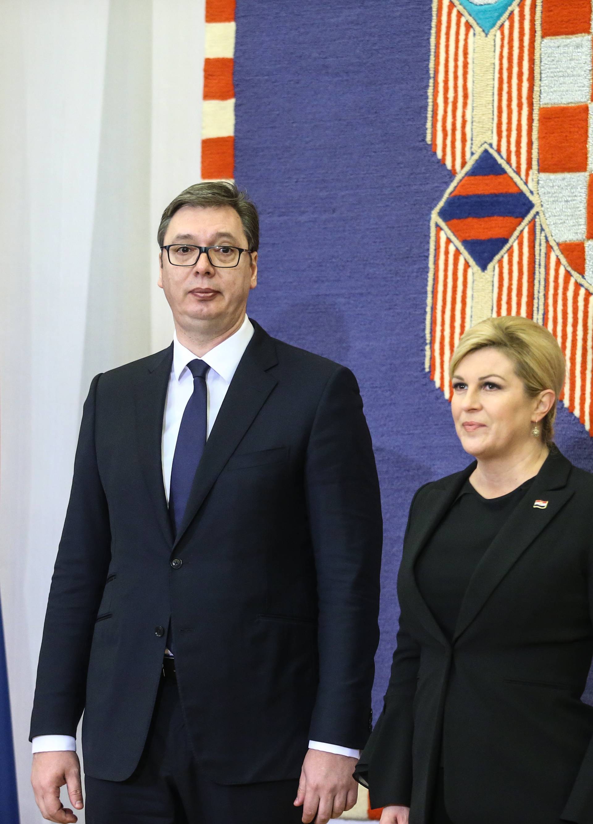 Vučić je zadovoljan, Kolindu pozvao da dođe u posjet Srbiji