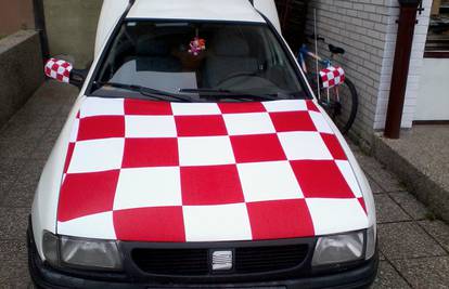Ukrasio auto u znak podrške reprezentaciji na Euru 2012.