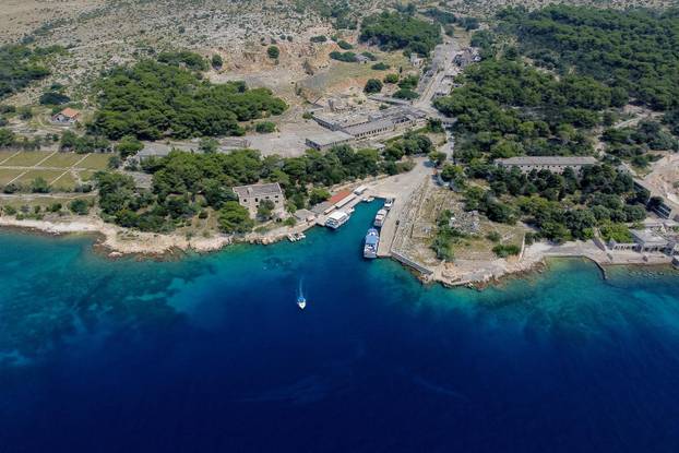 Pogled iz zraka na "Hrvatski Alcatraz"