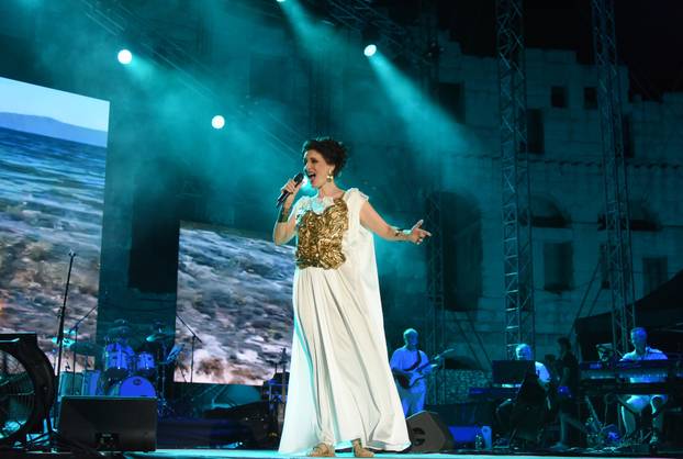 04.08.2024., Pula: I Doris Dragovic napunila pulsku Arenu.