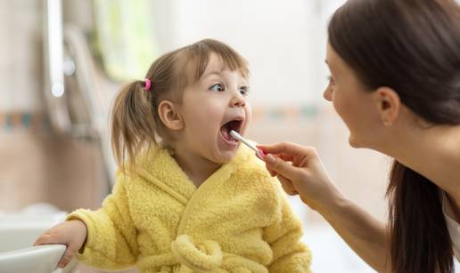 Mama otkrila trik kako svoje dijete 'natjera' da opere zube