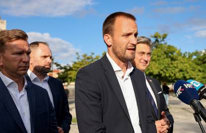 Erlić pozvao institucije da riješe problem nevažećih listića