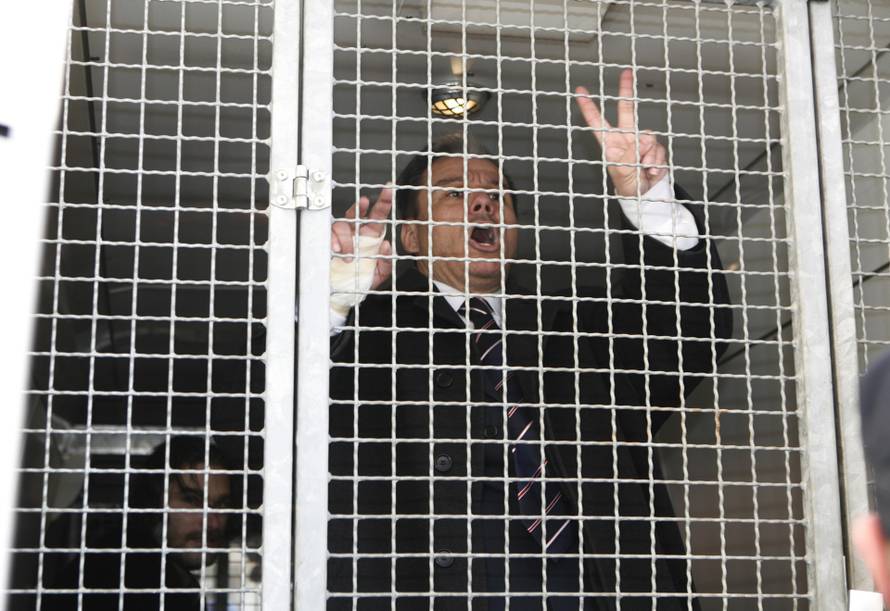 Zagreb: Na prosvjedu protiv EU policija grubo privela nekolicinu prosvjednika